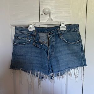 Levi’s 501 jean shorts. Size 28